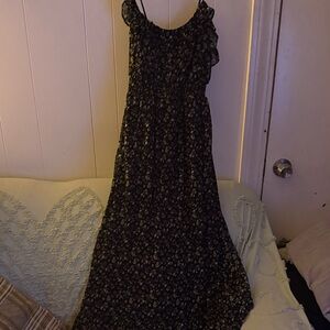 Forever 21 Black Floral Maxi Dress